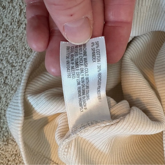 Universal Thread Cream Ribbed Tank Top - Picture 3 of 4